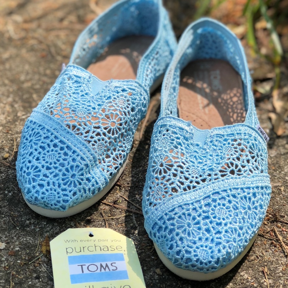 TOMS Crochet shoes - slip on lace look flats